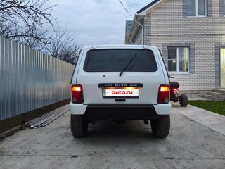 2018 Lada (ВАЗ) 2121 (4x4) I Рестайлинг, белый, 560000 рублей, вид 4