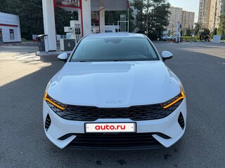 2021 Kia K5 III, белый, 2111111 рублей, вид 4