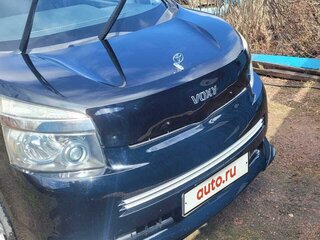 2008 Toyota Voxy II (R70), чёрный, 1750000 рублей, вид 1