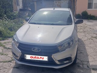 2017 Lada (ВАЗ) Vesta I, серебристый, 820000 рублей, вид 2