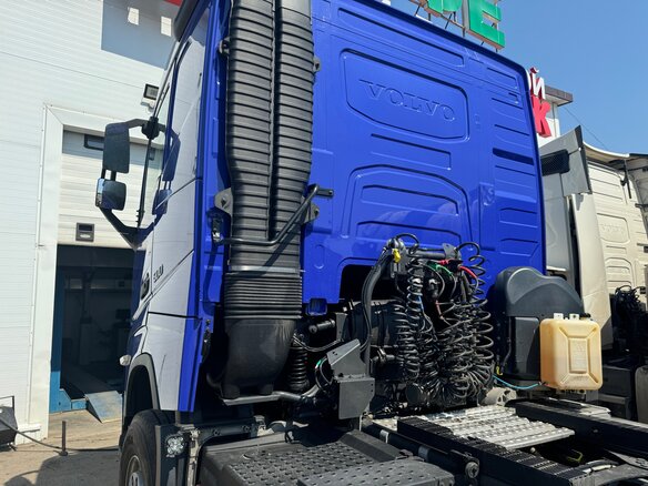 2022 Volvo FH, синий, 18960000 рублей - вид 7