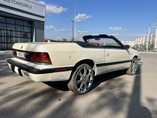 1993 Chrysler LeBaron III Рестайлинг, белый, 550000 рублей, вид 5
