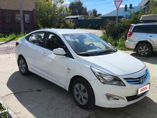 2016 Hyundai Solaris I Рестайлинг, белый, 740000 рублей, вид 2