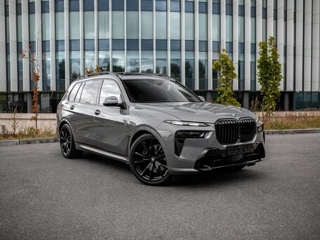 2026 BMW X7 40d I (G07) Рестайлинг, серый, 17490000 рублей, вид 3