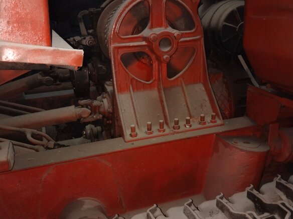 1998 ОТЗ ТДТ-55, красный, 550000 рублей - вид 5