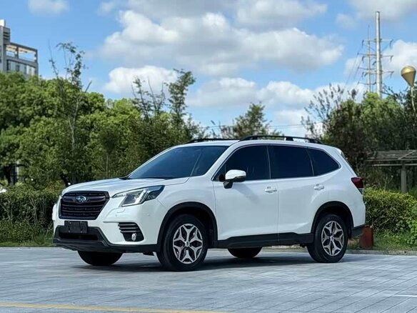 2022 Subaru Forester V Рестайлинг, белый