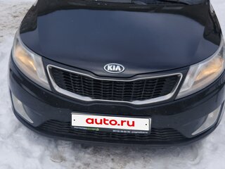 2012 Kia Rio 4-speed III, чёрный, 830000 рублей, вид 1