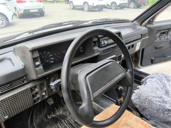 2001 Lada (ВАЗ) 21093i, серебристый, 170000 рублей - вид 8