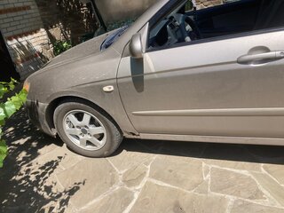 2005 Kia Cerato I, бежевый, 420000 рублей, вид 4