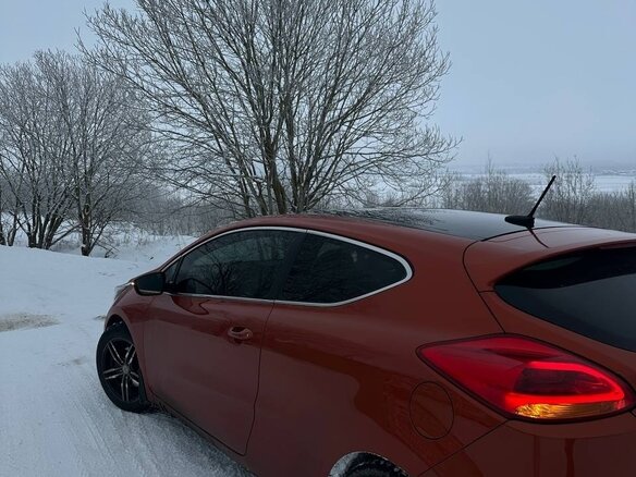 2013 Kia Ceed II, оранжевый, 1000000 рублей - вид 4