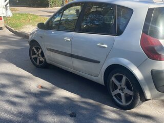 2007 Renault Scenic II Рестайлинг, белый, 340000 рублей, вид 2