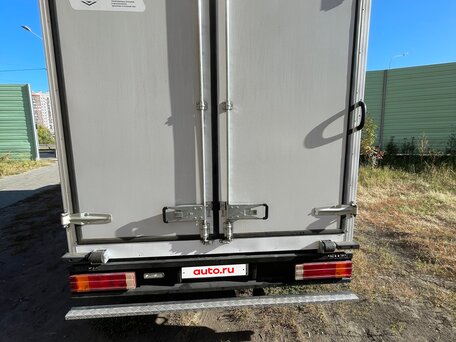 2015 Isuzu Elf (N-series), белый, 2150000 рублей, вид 4
