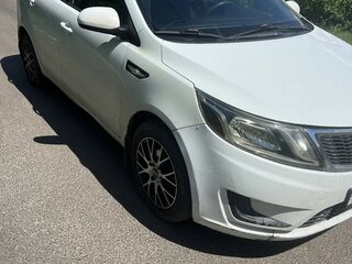 2012 Kia Rio III, белый, 315000 рублей, вид 5