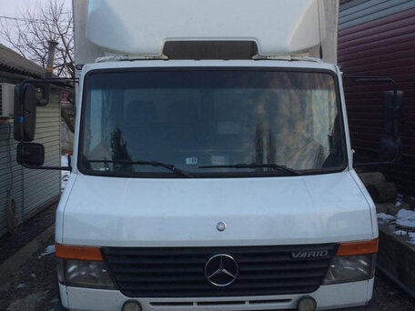 2004 Mercedes-Benz Vario, белый, 2000000 рублей, вид 1