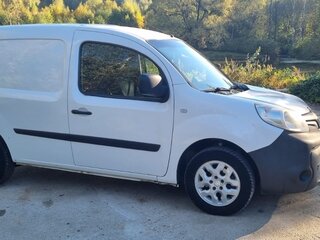 2014 Renault Kangoo II Рестайлинг, белый, 590000 рублей, вид 5