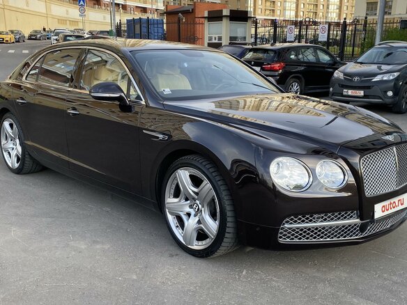 2013 Bentley Flying Spur II, коричневый