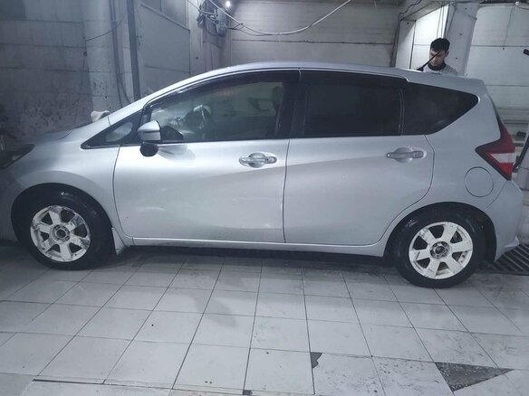 2016 Nissan Note II Рестайлинг, серый, 950000 рублей - вид 5