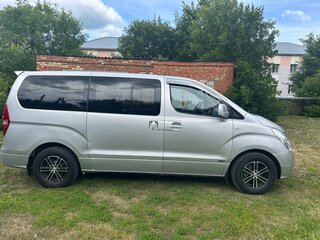 2009 Hyundai Grand Starex I, серый, 1700000 рублей, вид 4