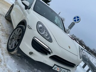 2011 Porsche Cayenne S II (958), белый, 1800000 рублей, вид 4