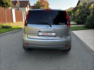 2009 Nissan Note I Рестайлинг, серебристый, 700000 рублей, вид 5