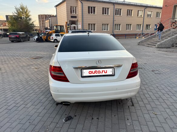 2011 Mercedes-Benz C-Класс 200 III (W204) Рестайлинг, белый, 1300000 рублей - вид 9