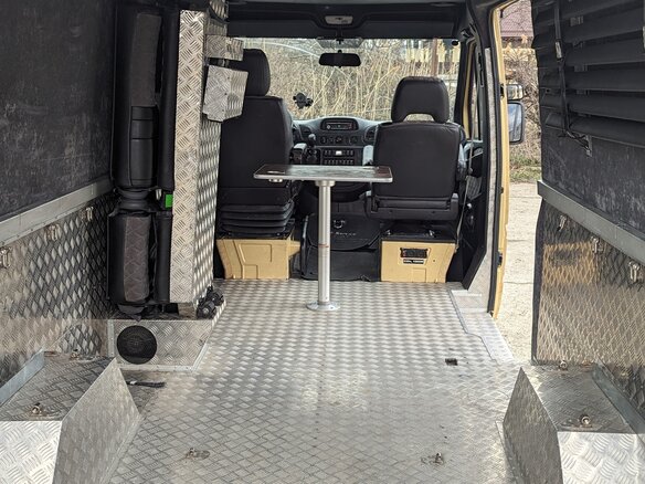 2005 Mercedes-Benz Sprinter, жёлтый, 3300000 рублей - вид 27