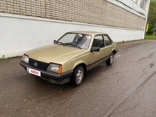 1982 Opel Ascona C, золотистый, 250000 рублей, вид 3