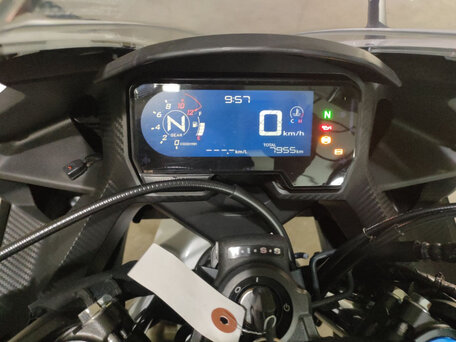 2019 Honda CBR 400R, белый, 380000 рублей, вид 5