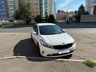 2018 Kia Cerato III Рестайлинг (Classic), белый, 1215000 рублей, вид 5