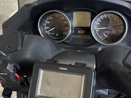 2006 Piaggio MP3, серебристый, 240000 рублей, вид 3