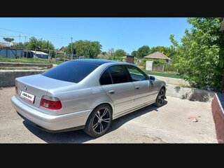 2001 BMW 5 серии 530i IV (E39) Рестайлинг, серебристый, 750000 рублей, вид 2