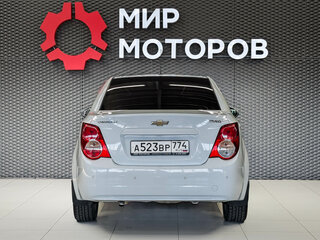 2014 Chevrolet Aveo II, белый, 670000 рублей, вид 5