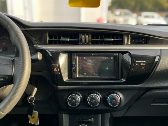 2014 Toyota Corolla XI (E160, E170, E180), серебристый - вид 21