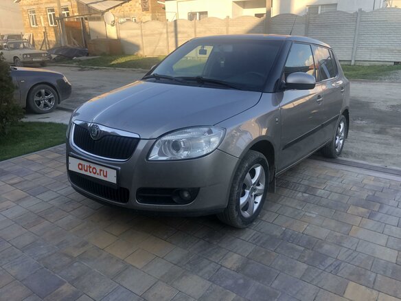 2007 Skoda Fabia II, серый, 600000 рублей