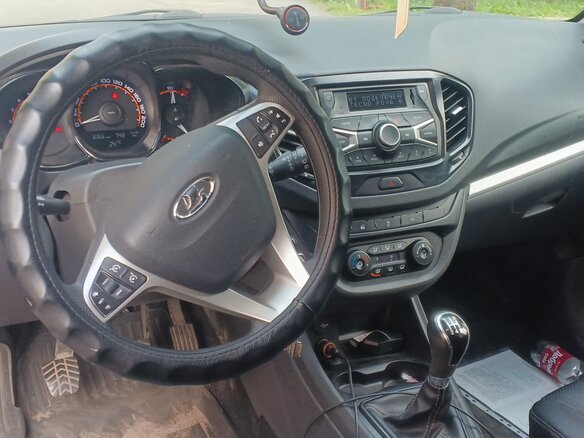 2019 Lada (ВАЗ) Vesta SW I, белый, 1000000 рублей - вид 4