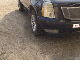 2008 Cadillac Escalade III, чёрный, 1499999 рублей, вид 3