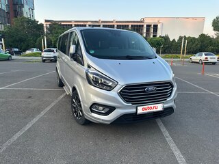 2020 Ford Tourneo Custom SWB I Рестайлинг, серебристый, 4150000 рублей, вид 1