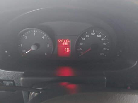 2012 Volkswagen Crafter, серебристый, 3000000 рублей, вид 1