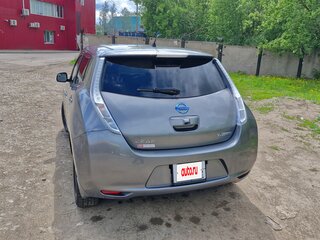 2015 Nissan Leaf I (ZE0/AZE0), серый, 1220000 рублей, вид 5