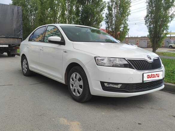 2018 Skoda Rapid I Рестайлинг, белый, 980000 рублей - вид 5
