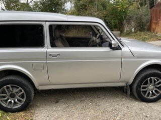 2005 Lada (ВАЗ) 2121 (4x4) Фора I Рестайлинг, серебристый, 500000 рублей, вид 3