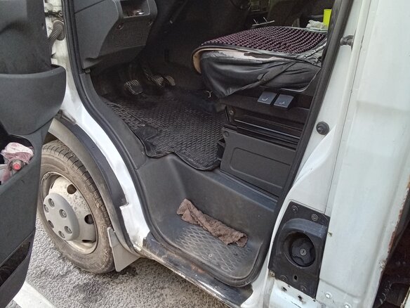 2013 Iveco Daily, белый, 1300000 рублей - вид 10