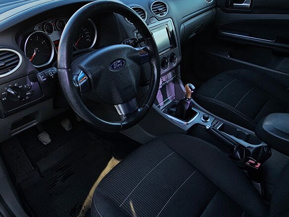 2008 Ford Focus II Рестайлинг, белый, 660000 рублей - вид 13