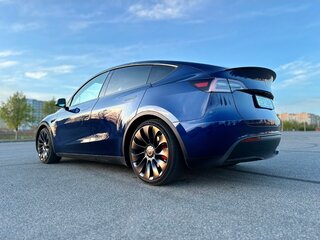 2022 Tesla Model Y Performance I, синий, 2650000 рублей, вид 2