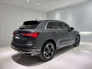 2023 Audi Q3 35 TFSI II (F3), чёрный, 2680000 рублей, вид 4