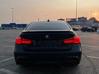 2018 BMW 3 серии 320i VI (F3x) Рестайлинг, чёрный, 2300000 рублей, вид 5