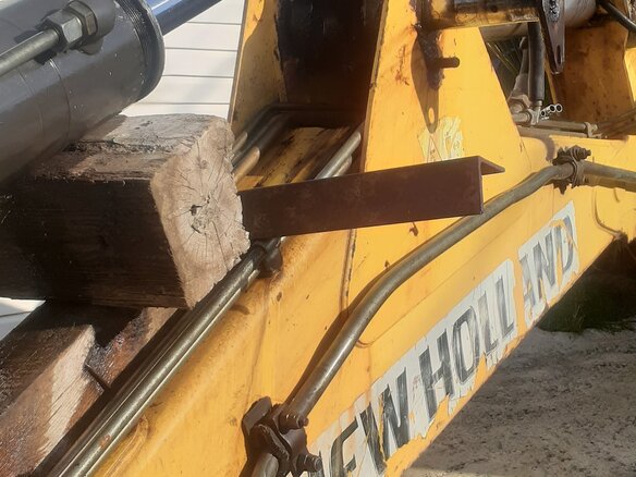 2005 New Holland LB115, жёлтый, 4200000 рублей - вид 27