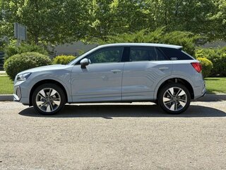 2026 Audi Q2 L 35 TFSI I Рестайлинг, серый, 3355000 рублей, вид 4