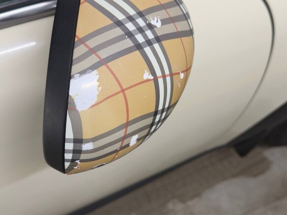 2010 Mini Hatch One II (R56) Рестайлинг, белый, 750000 рублей - вид 21
