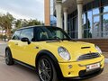2004 Mini Hatch Cooper S I (R50), жёлтый - вид 2